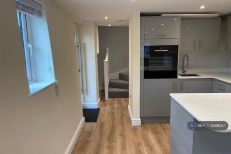 Kitchen And Entrance