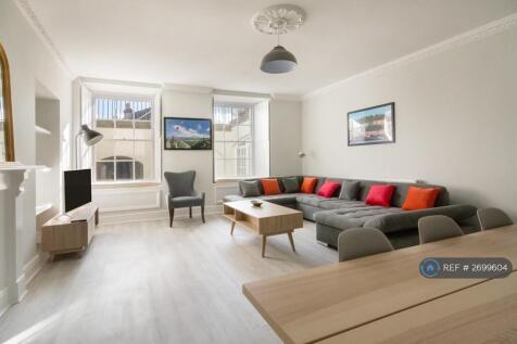 Living Dinning Space