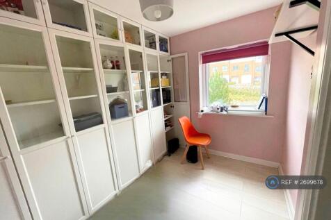 Single Room On First Floor