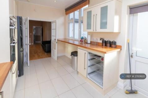 Ground Floor - Shared Kitchen