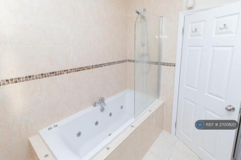 First Floor - Shared Bathroom