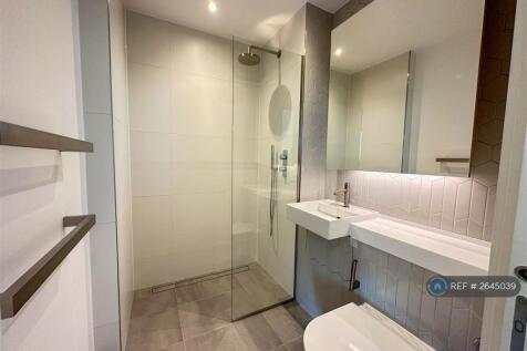 Ensuite (Master Bedroom)