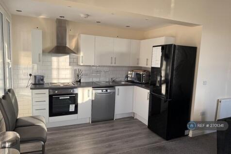 Open Kitchen Diner Area