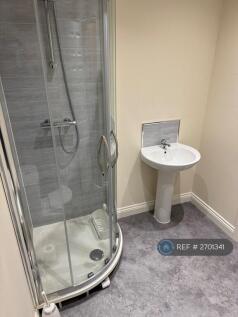 Spare Double Bedroom, Ensuite Bathroom