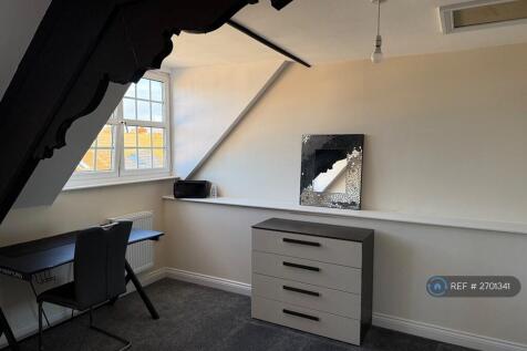 Master Bedroom Dressing Area