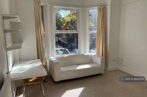 Front Bedroom (Bed Not In Pic But Included)