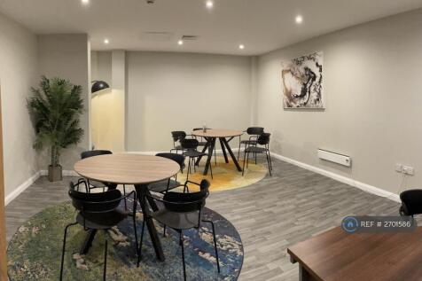 Quiet Room For Studying 