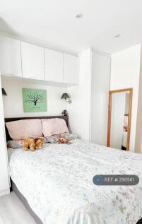 Master Bedroom- King Size Bed