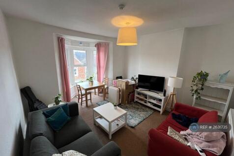 Lounge With Bay Window 