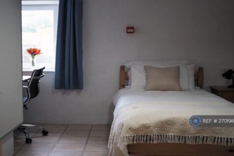 Bedroom 5 - Single Bed