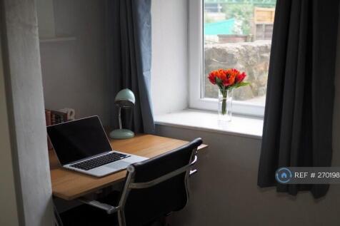 Bedroom 5 - Single Bed