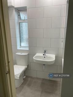 Bedroom 5 (Ground Floor)