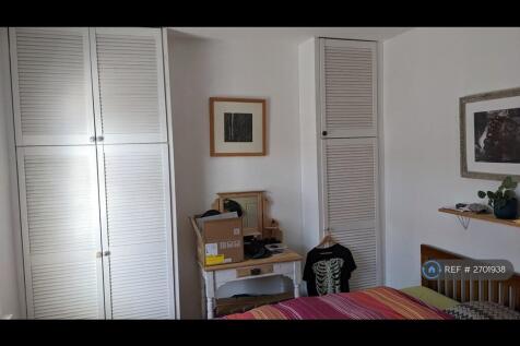 Main Bedroom: Fitted Wardrobes And Storage