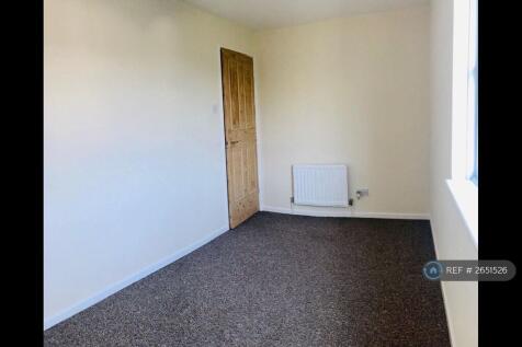 Bedroom 2 (Front Of House)