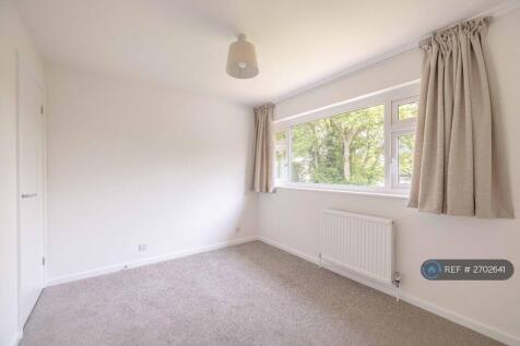 Back Bedroom No Furniture