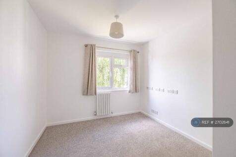 Front Bedroom No Furniture