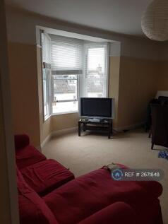 Bay Window (South Facing)