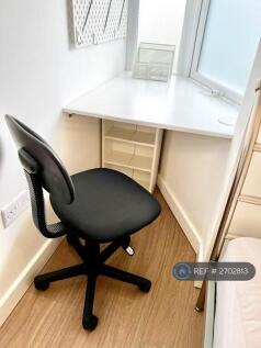 Desk In Single Bedroom 2