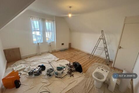 Bedroom - Newly Decorated