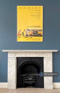 Living Room - Original Features