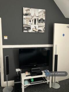 Smart Tv &amp; &#39;Dolby&#39; Surround System