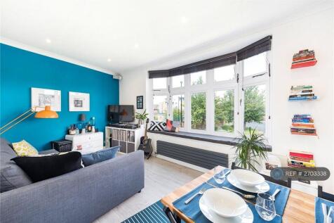 Studio - Dining (Bed Up) &amp; Living Area