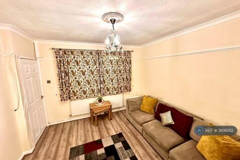 Furnished Lounge, Blinds, Curtains