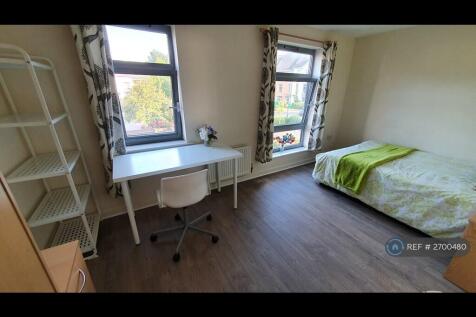 Bedroom_1st Floor_garden Facing