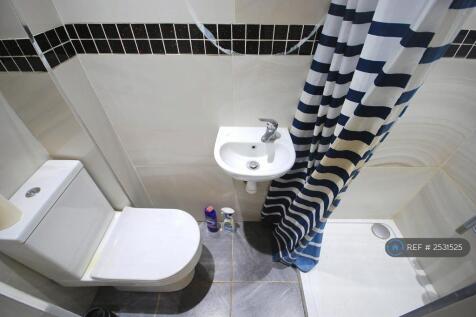 Downstairs Shower/ Wc