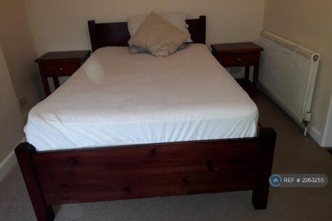 Double Bed And Bedside Units