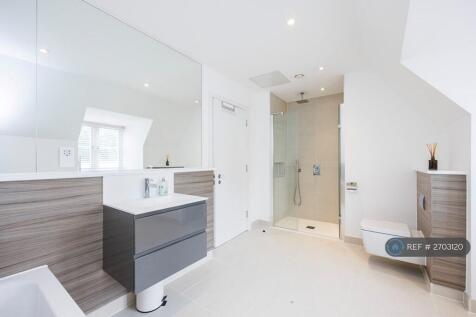 Top Floor Bath