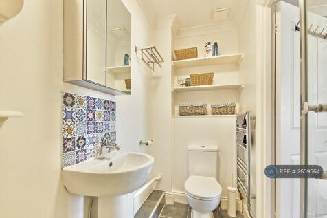 En-Suite With Shower
