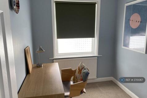 4th Single Bedroom/Study