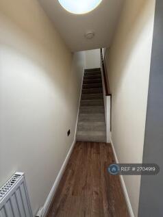 Hall/Stairs