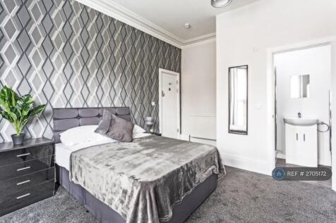 Room 1 En-Suite - Let