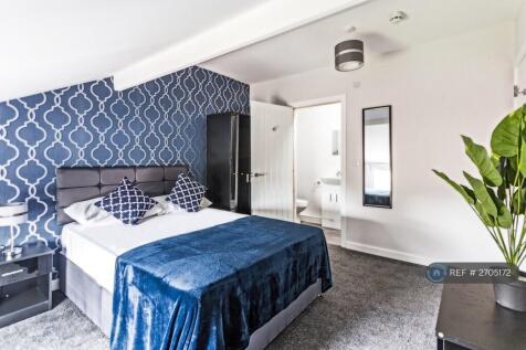 Room 5 En-Suite - Let