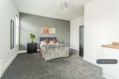 Room 4 En-Suite - Let