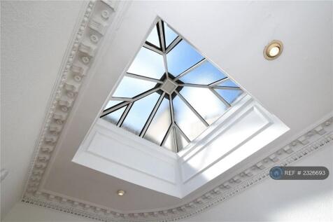 Feature Skylight