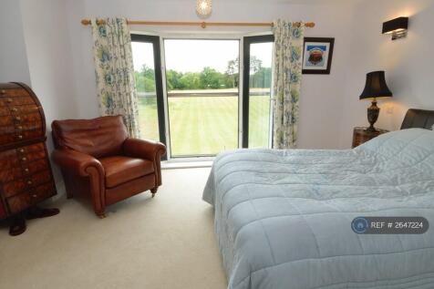 Main House Bedroom 3