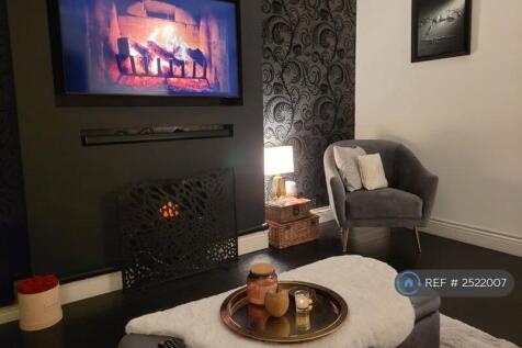 Cozy And Comfy Lounge With Samsung Smart Tv