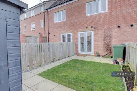 Outdoor Socket And Tap (Astroturf Now)