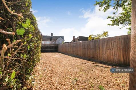 Large Low Maintenance Garden