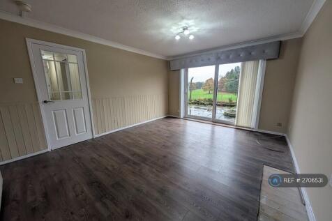 Living Room (Photo 2)