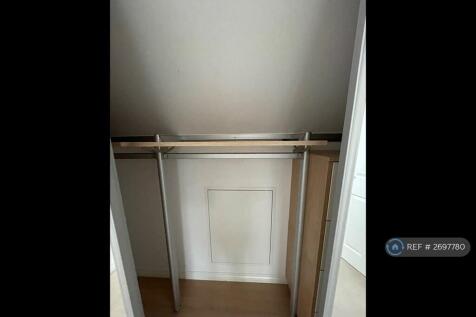 Fitted Wardrobe To Master Bedroom 