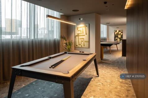 The Green &amp; Screen