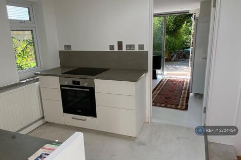 Kitchen Through To Patio