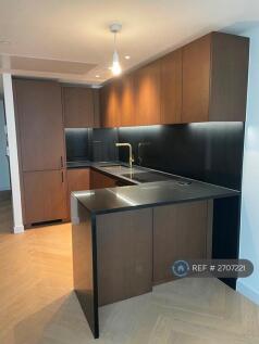 Kitchen/Breakfast Bar