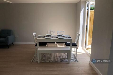 Table Can Extend Further For Parties