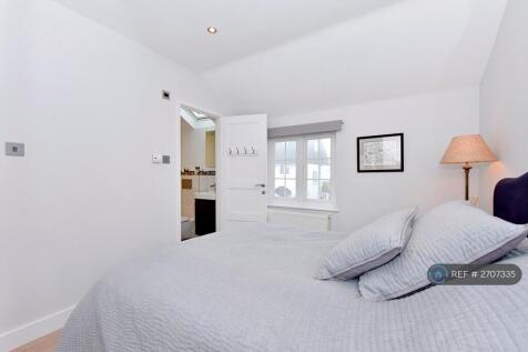 Main Bedroom &amp; Ensuite