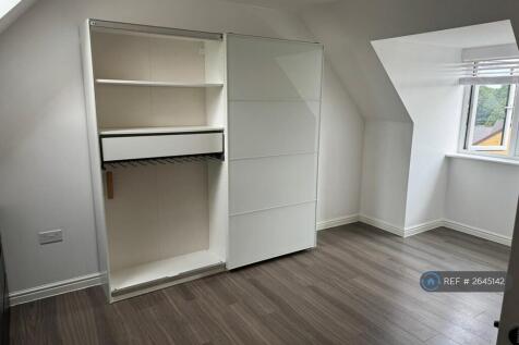 Second Floor - Bedroom 2 With Ensuite